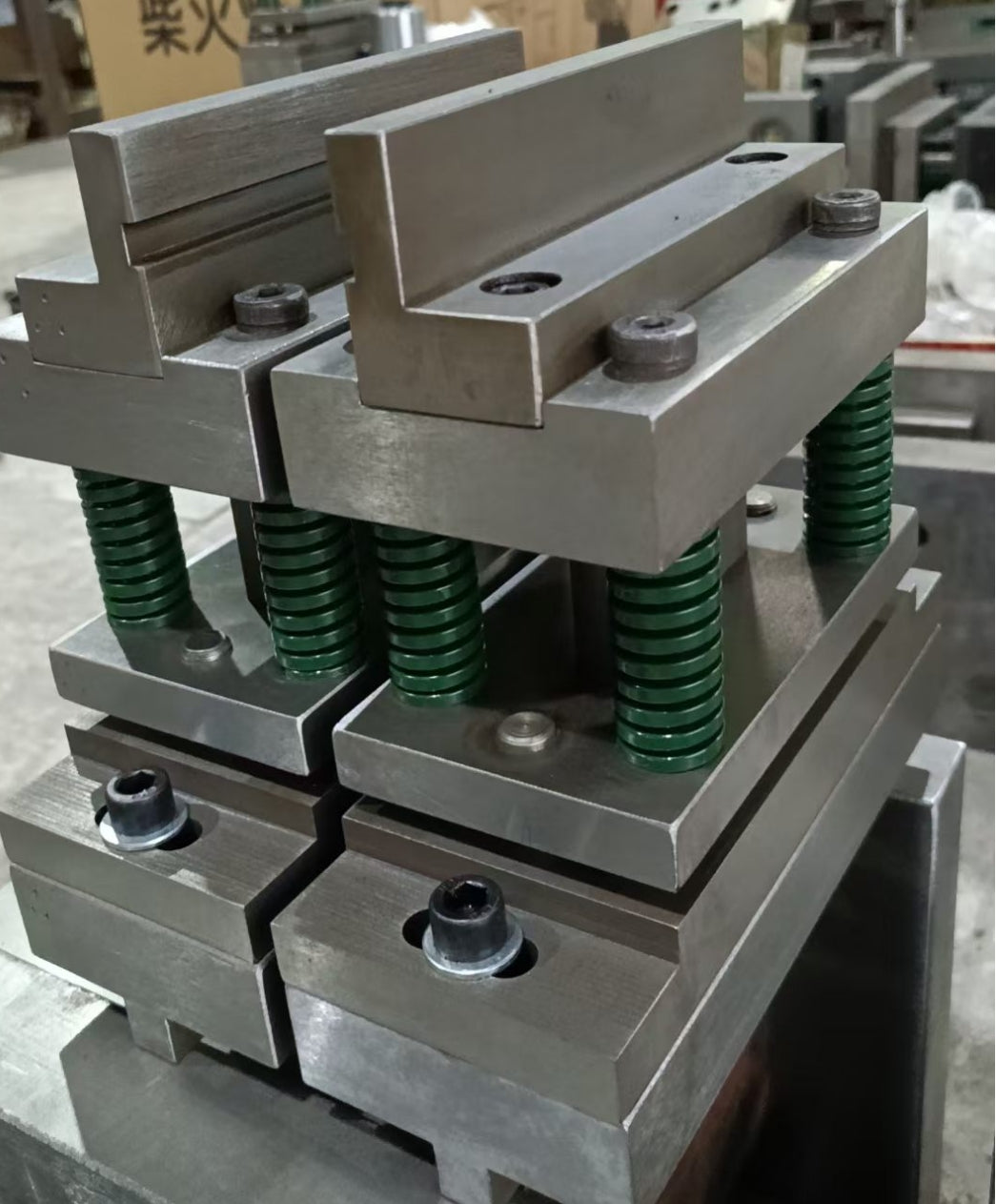 Metal bending mold supplier
