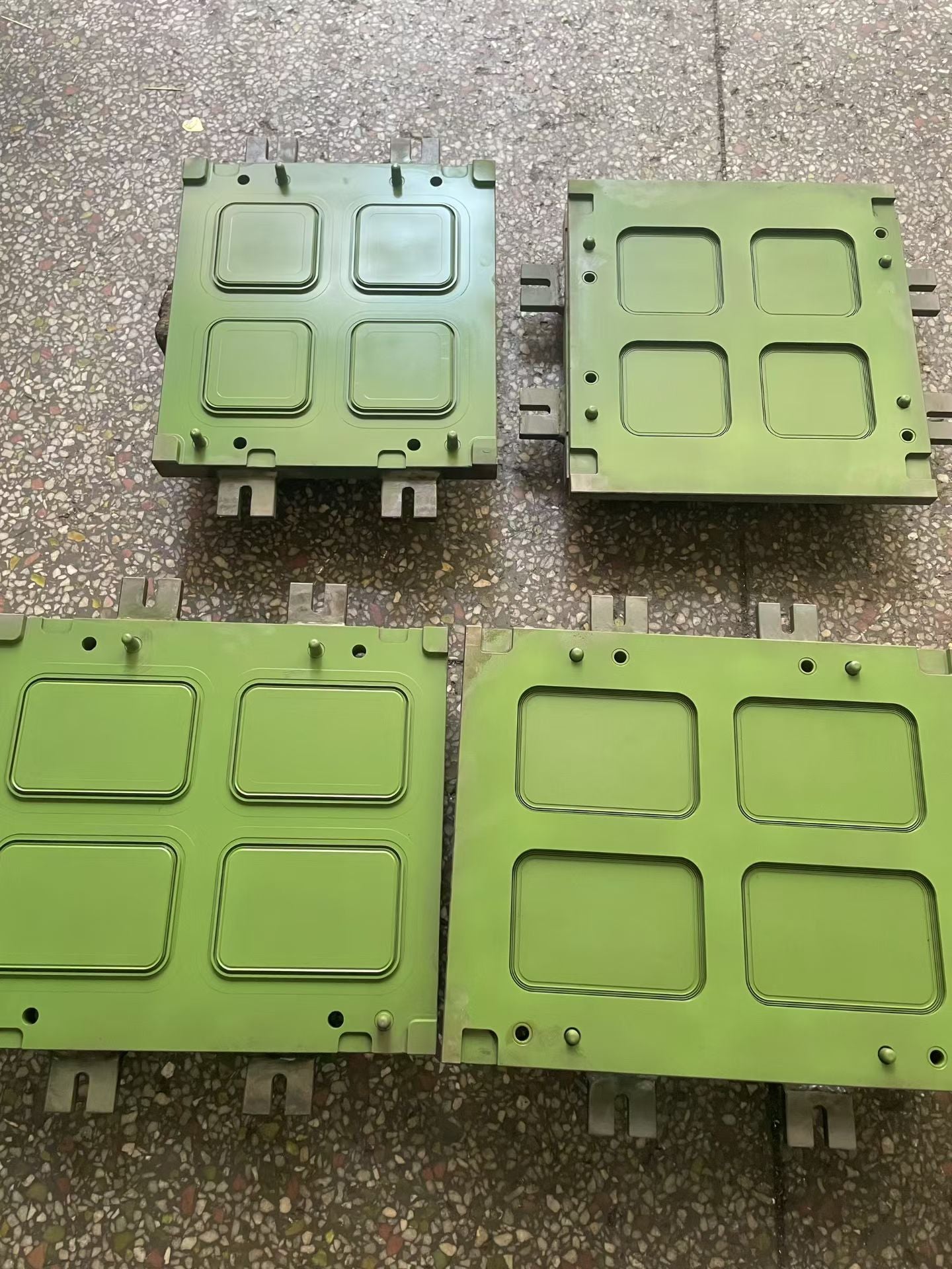 Silicone product manufacturing service