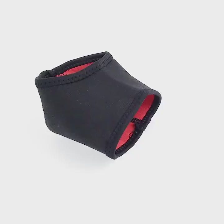 heel sleeve showing cushioned silicone pad for tendonitis relief